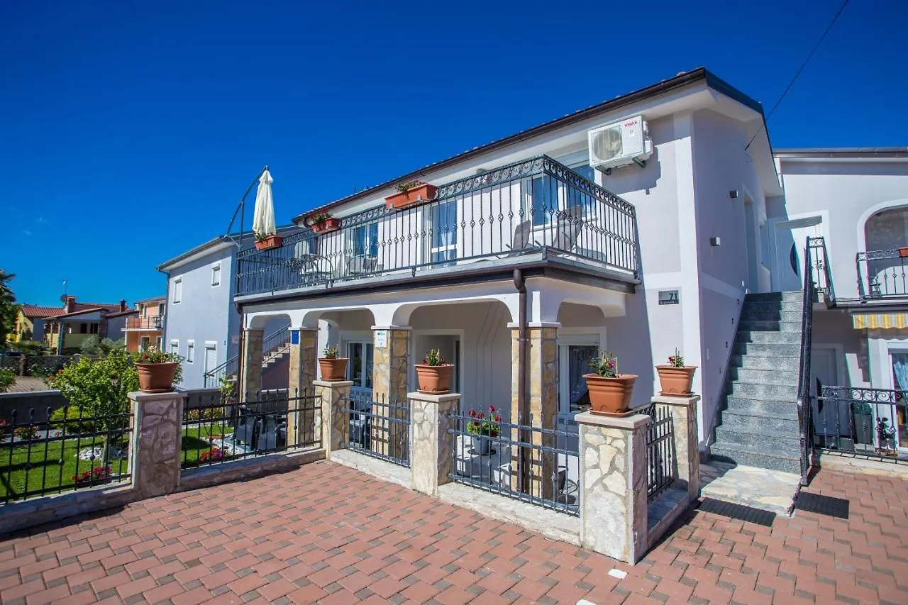 App Rosi Apartment Porec