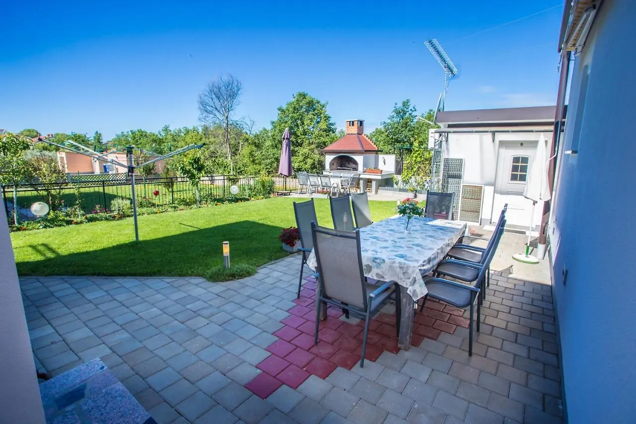 App Rosi Apartment Porec